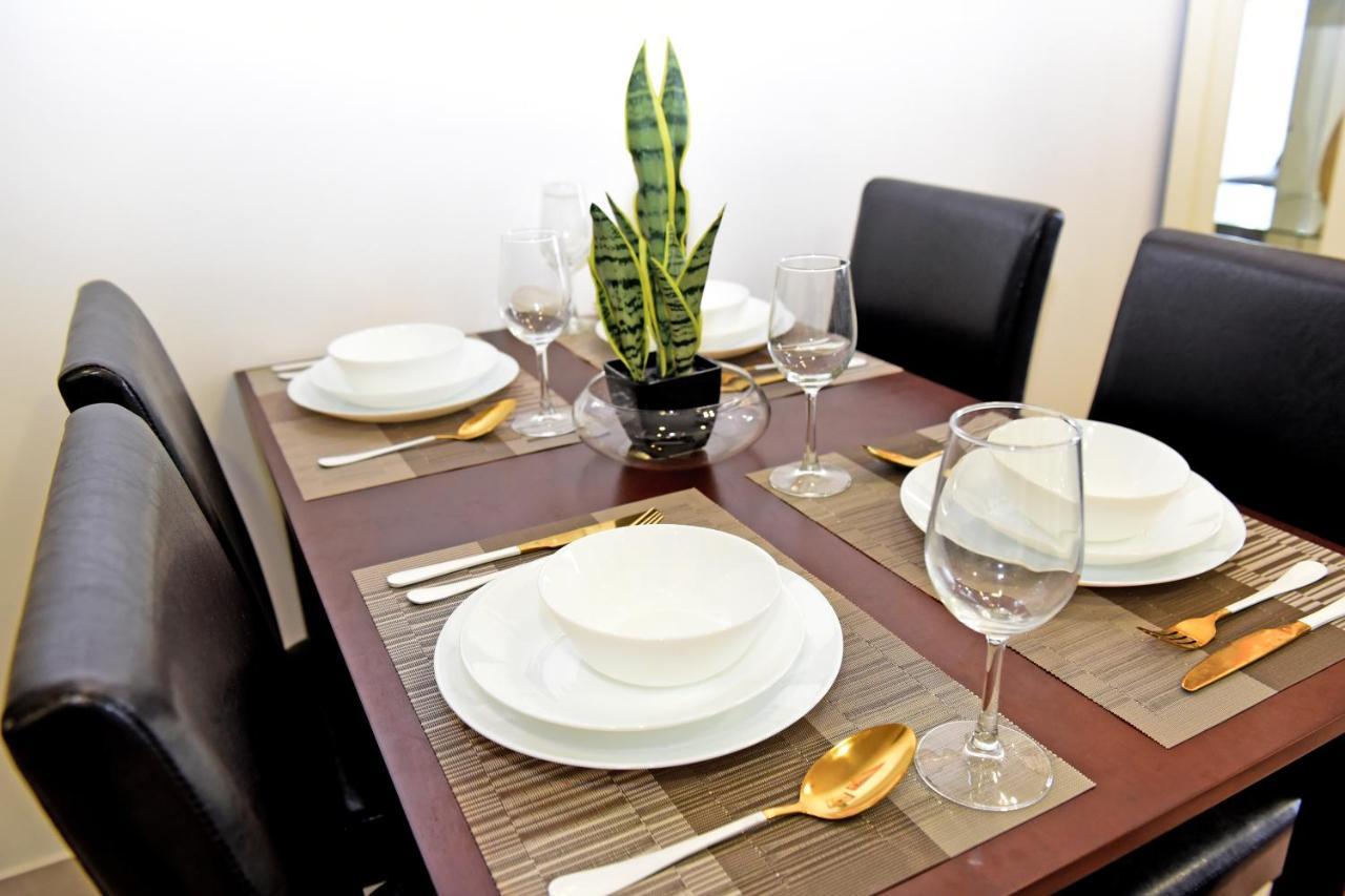 Mines Astetica Lake View Condo Seri Kembangan V1 ภายนอก รูปภาพ