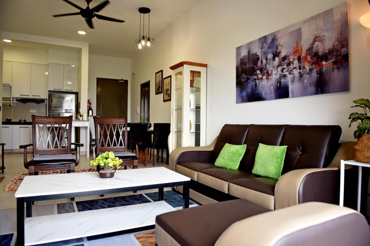 Mines Astetica Lake View Condo Seri Kembangan V1 ภายนอก รูปภาพ